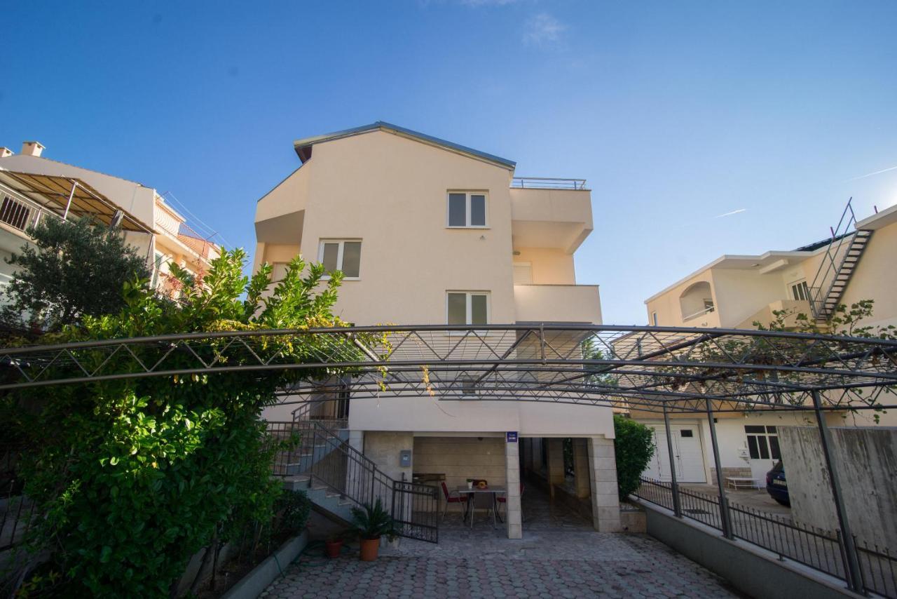 Apartmani Santic Baška Voda Екстериор снимка